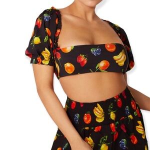 🌸New🌸 Wewearwhat Fruit Crop Coco Top Size Small NWT